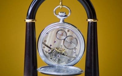 Selling Your Antique Pocket Watch: Tips and Best Practices