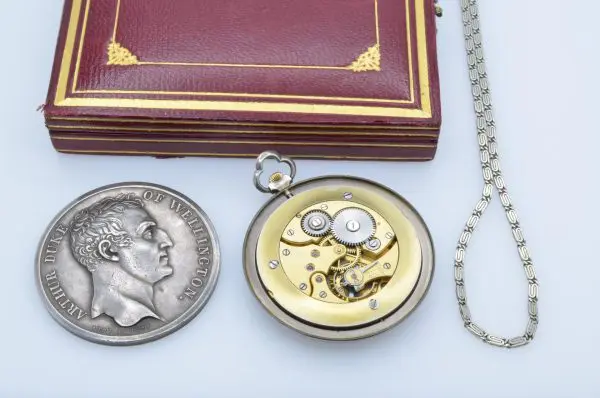 Duke of Wellington Medal Pocket Watch Silver with Chain 1930 11