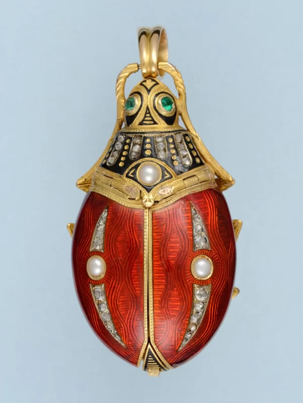GOLD AND ENAMEL BEETLE FORM WATCH 4