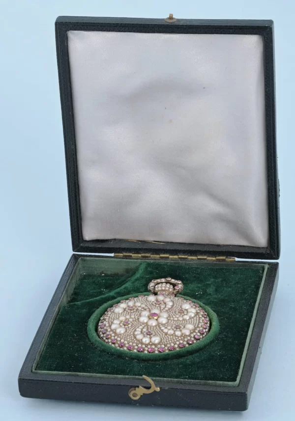 RARE PEARL AND RUBY ENCRUSTED GOLD WATCH 2