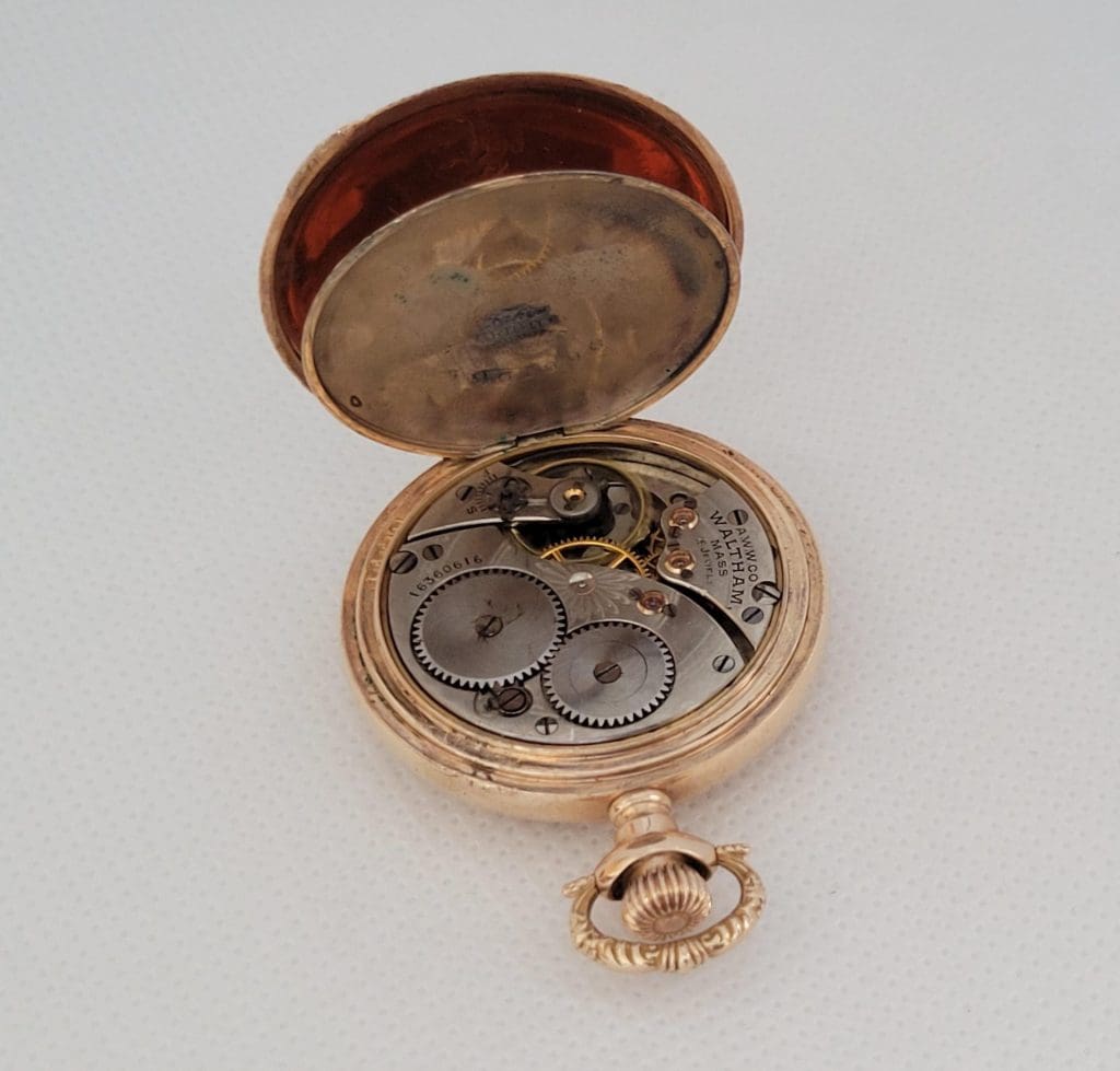 Waltham Pocket Watch Gold Plated 작업 16360616 15 Jewels OS Size 5 16 세기부터 20 일까지 골동품 포켓 워치 움직임의 진화 : 2025 년 3 월 Watch Museum 