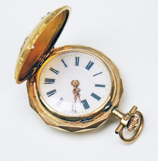 Женские швейцарские карманные часы Remontoir Cylindre 10 Rubis, золото 14 карат, бриллианты 4