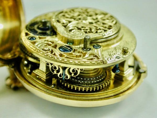 Пара карманных часов из 22-каратного золота Repousee от производителя Thomas Rea 1769 12