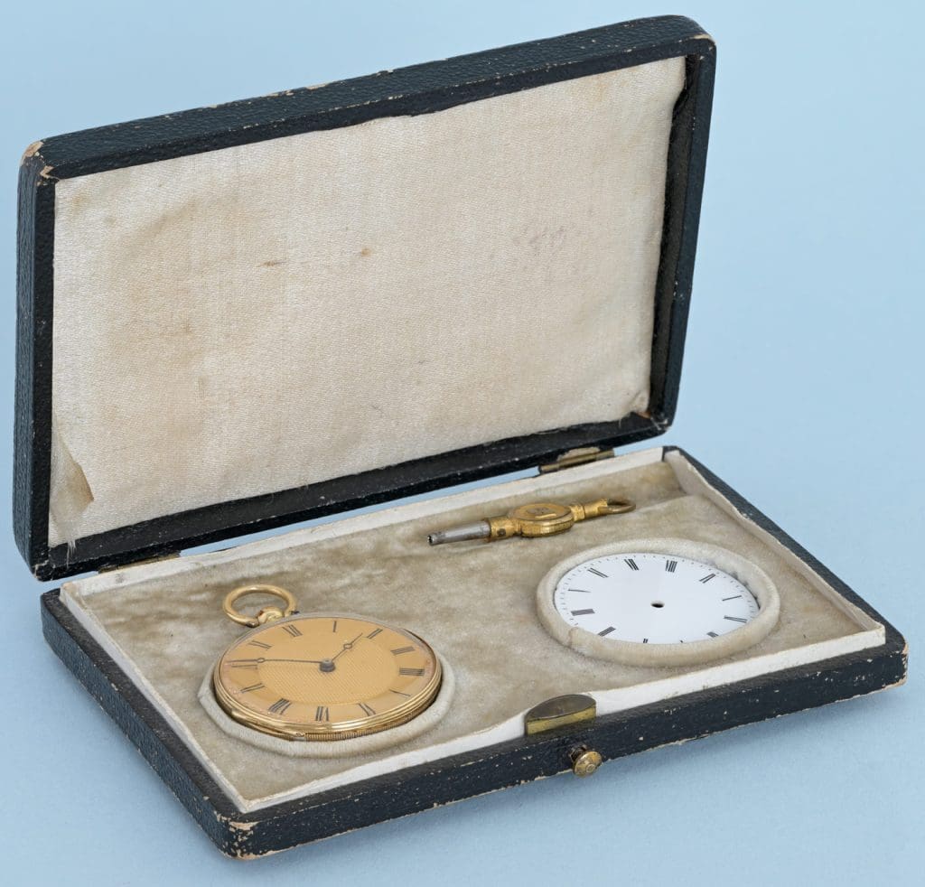 ΡΟΛΟΙ ΧΡΥΣΟ ΚΑΙ ΣΜΑΛΤΟ ΜΕ ΑΝΤΑΛΛΑΚΤΙΚΟ ΚΑΝΤΡ 6